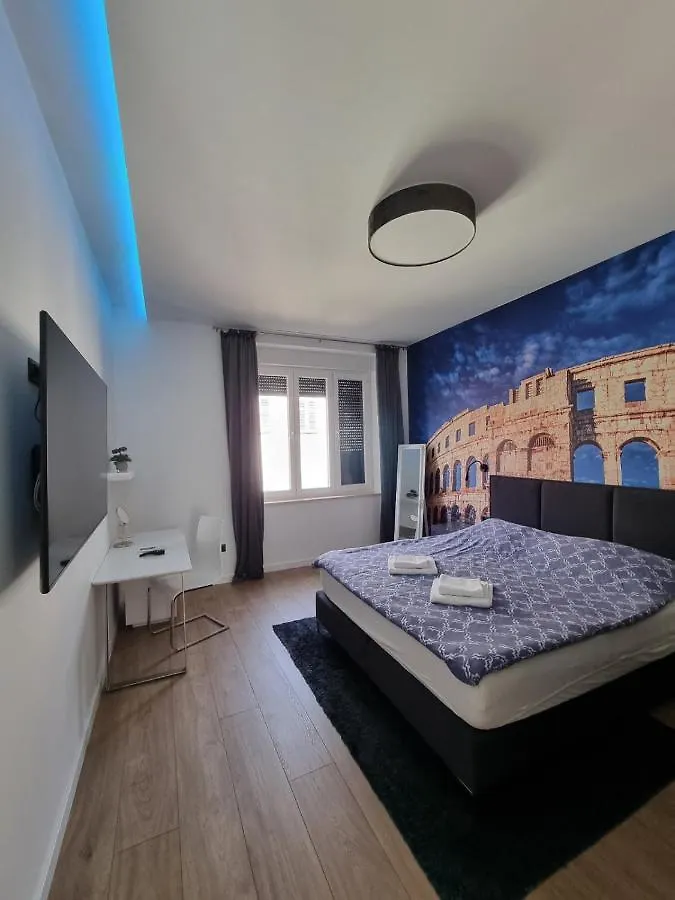 Stivi Luxury Apartments 普拉